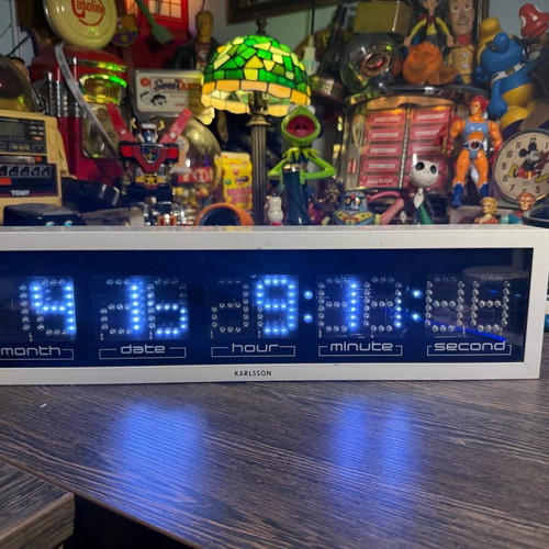 Karlson dot matrix clock used, large and attractive