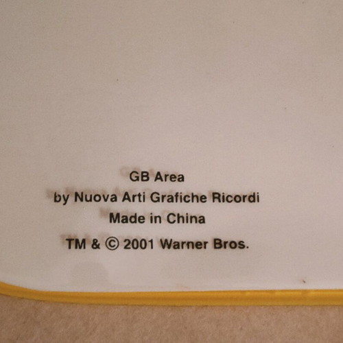 Tweety 2001 CD case used, holds 20 CDs with liquid heart