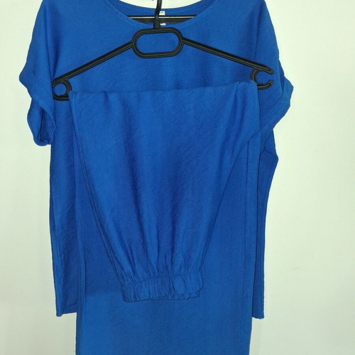 Women's blue set like new with textured fabric blouse and palazzo pants