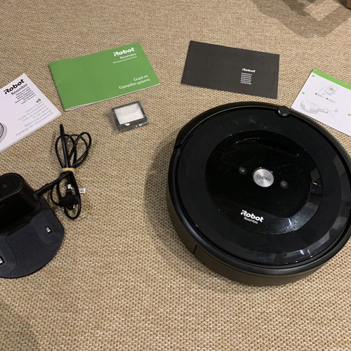 iRobot Roomba e5 robot vacuum cleaner