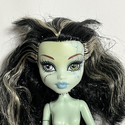 Frankie Stein Monster High G1 Ghouls Rule doll used
