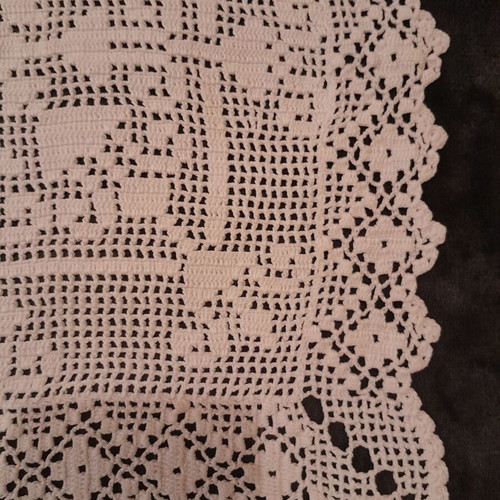 Crochet doily white like new