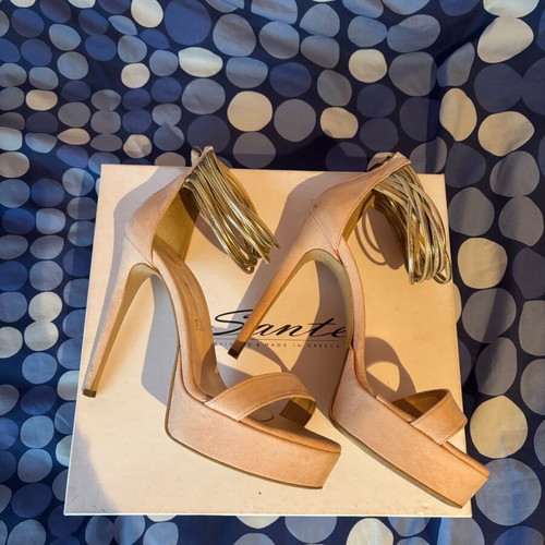 Sante sandals like new, size 39, pink suede with gold laces