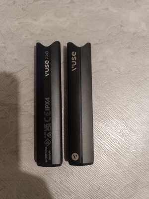 Vuse Pro electronic cigarette device, rechargeable battery 360mAh, black
