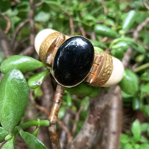 Boho bracelet used with bronze and black agate