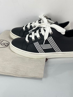 Hermes leather sneakers size 37 like new, black