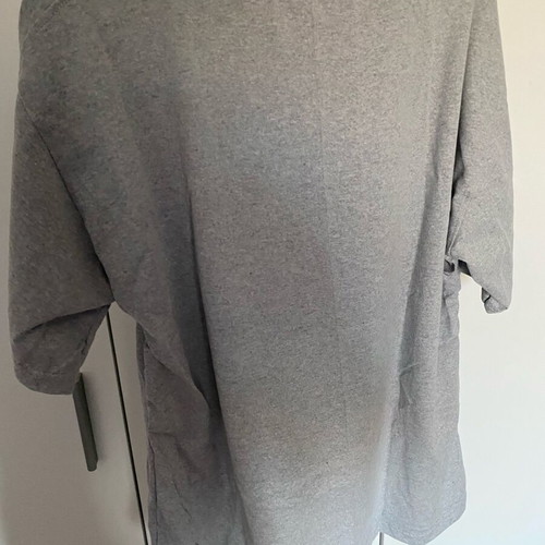 Women's t-shirt like new gray, sizes S and M