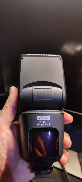 Metz mecablitz 52 AF-1 digital Flash for SONY
