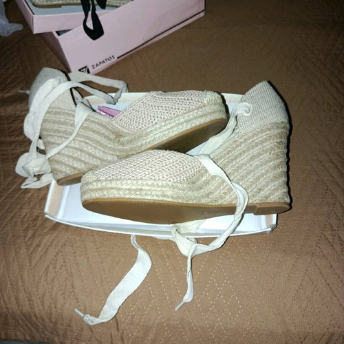 Beige Summer Platform