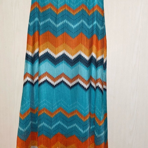 Shein long skirt like new, multicolor, size M