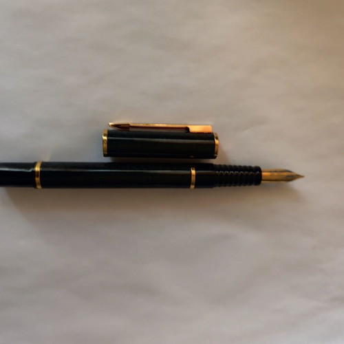Waterman Laureat Fountain Pen like new, medium nib