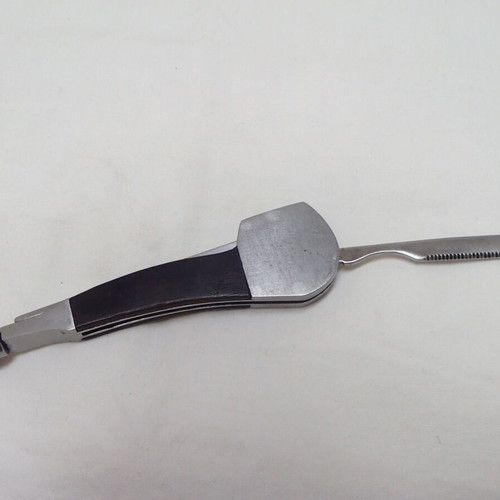 Folding pipe cleaning tool 3 in 1 used