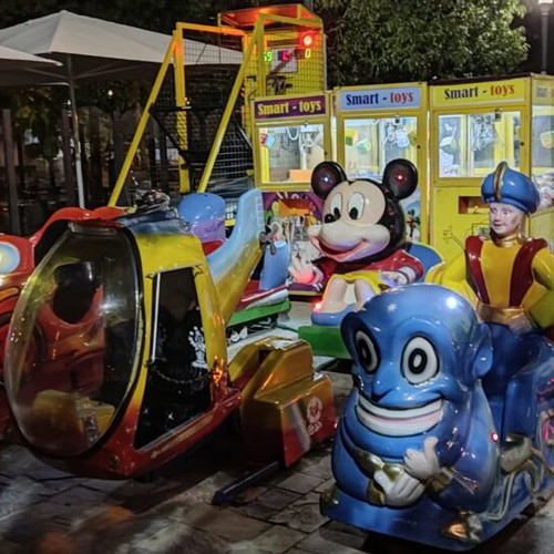 Coin-operated rocking rides, pack price