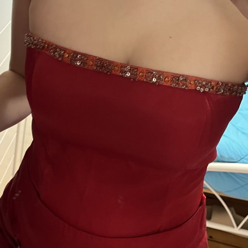 Mini skirt and bustier set like new, red
