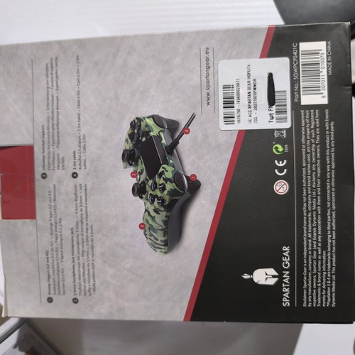 Spartan Gear Hoplite Wired Gamepad used for PC/PS4 Green Camo
