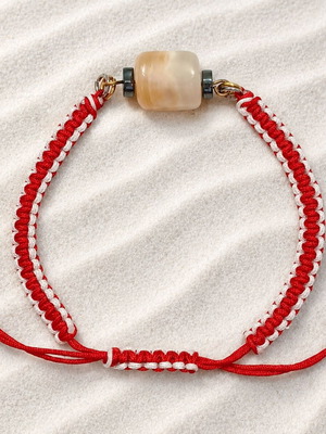 Handmade macrame martaki bracelet with onyx and hematite new, white and red