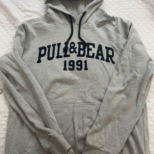 Pull & Bear grey sweatshirt like new, size S