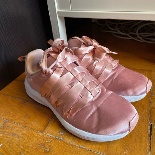 Puma satin sneakers used, size 36, dusky pink with ribbons