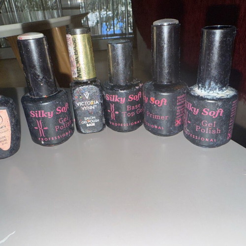 Semi-permanent nail polishes used, pack of 17, summer colors