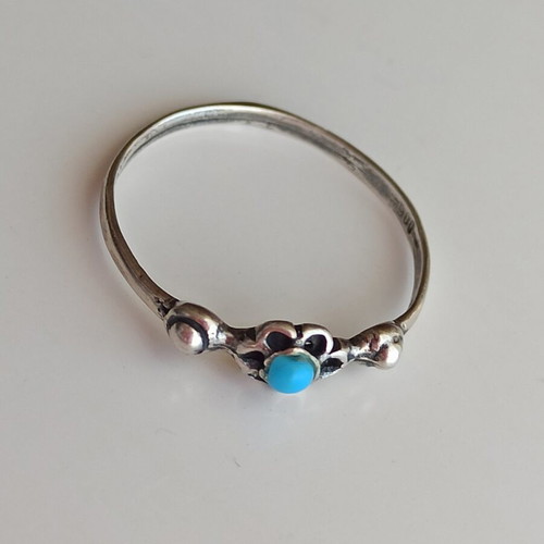 Vintage silver ring with turquoise like new