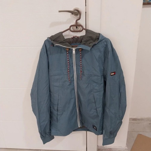Tommy Hilfiger Softshell Raincoat Women's Size Medium used, blue