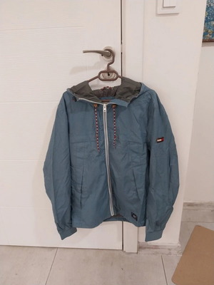 Tommy Hilfiger Softshell Raincoat Women's Size Medium used, blue