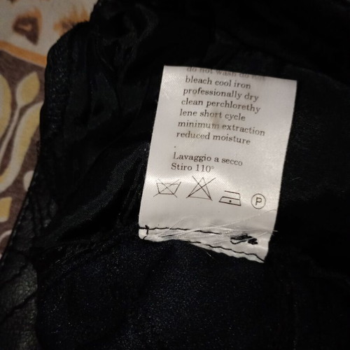 Leather skirt used, black, size L with embroidery