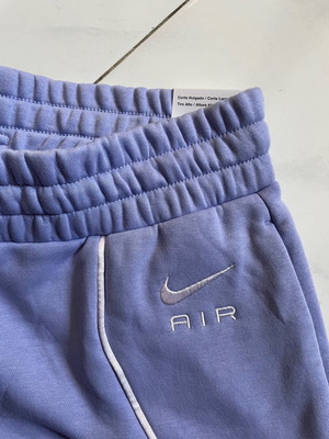 Nike Air γυναικείο σορτς καινούργιο, loose fit high rise, μωβ μέγεθος M