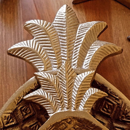 Table platters in pineapple shape, new, large and small