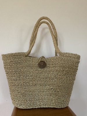 Handbag new summer woven rope and rattan with coconut button