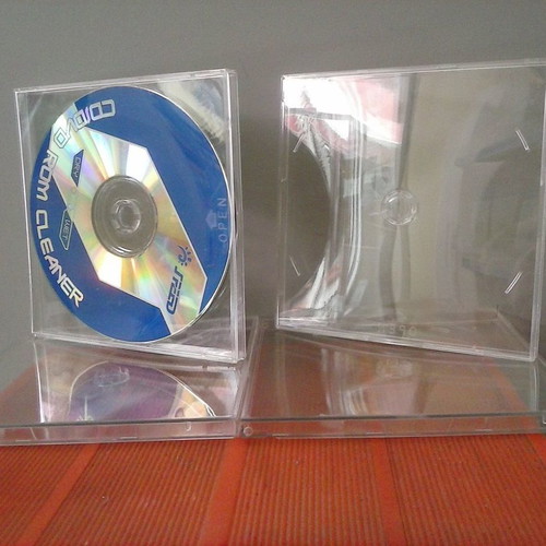 Small slim transparent CD cases, pack