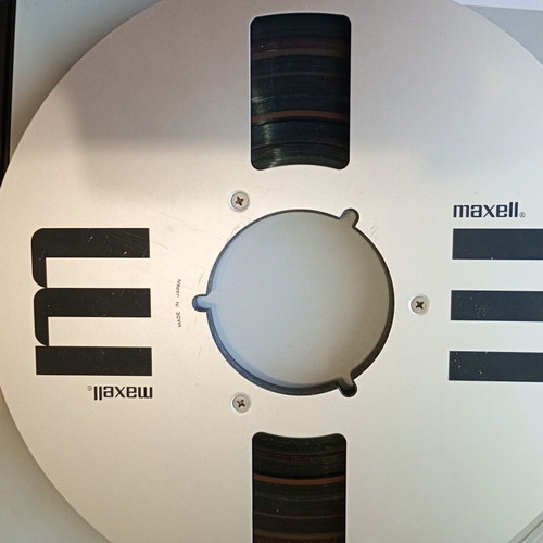 Maxell 10.5" aluminum reel used with Revox box