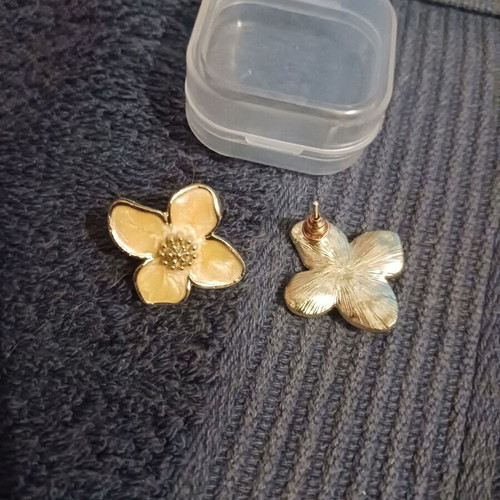 Earrings new mandarin color
