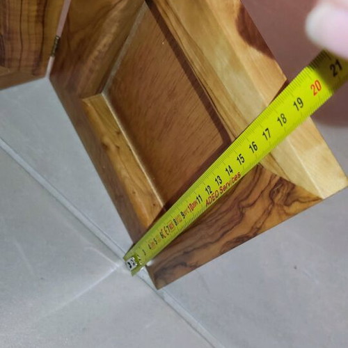 Double olive wood frame like new for 2 photos