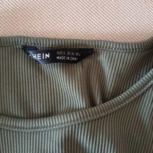 Shein olive dress like new, size S with side ruching