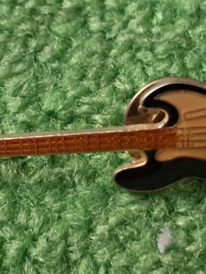 Καρφίτσα Fender Bass vintage look