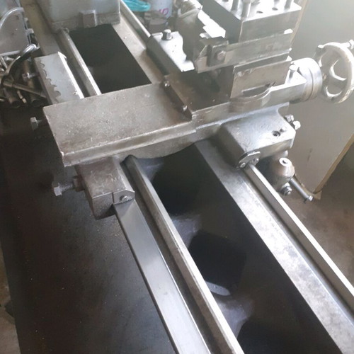 Lathe used with various tools