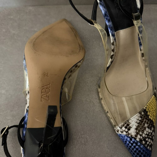 Zara heels with transparent and snake print details size 38 like new