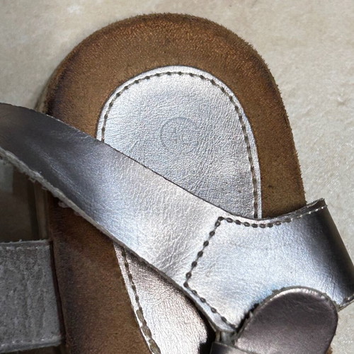 Women's sandals with silver straps like new, size 40