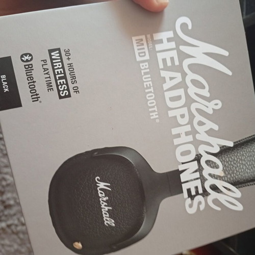 Marshall Mid Bluetooth wireless headphones like new