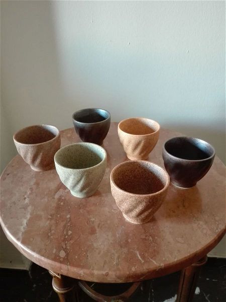  koupes keramikes iaponias