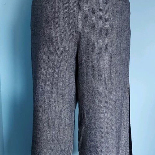 Loft by Ann Taylor skirt-pants like new with wide legs and lining