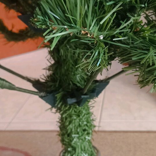 Christmas tree 1.60 meters like new with decorations