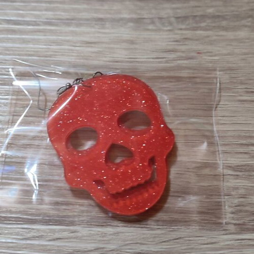 Dangling earrings new, red with glitter 4.5x6 cm