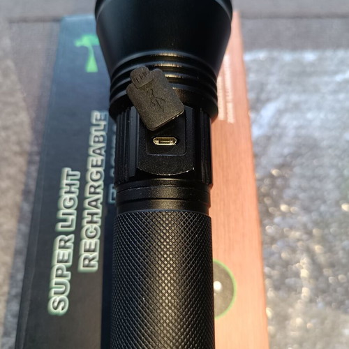 Flashlight with zoom LED CREE XHP70 and USB charging new