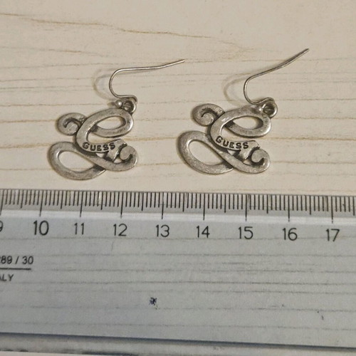 Guess earrings hanging like new, retro 2000