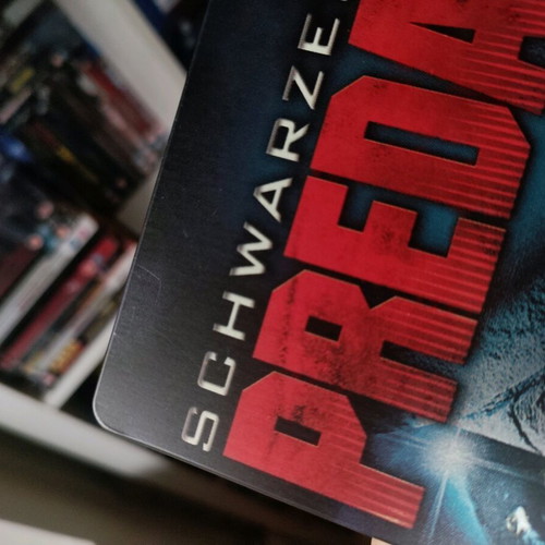 Predator Blu-Ray steelbook like new with Greek subtitles