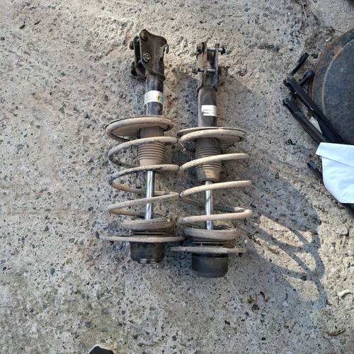 Fiat Bravo 97mod front bilstain shock absorbers used black