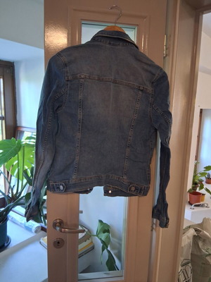 Denim jacket H&M used, size small, blue