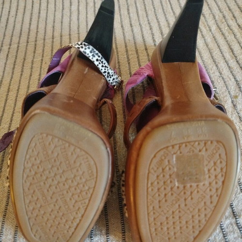 Schutz sandals size 36 like new, multicolor